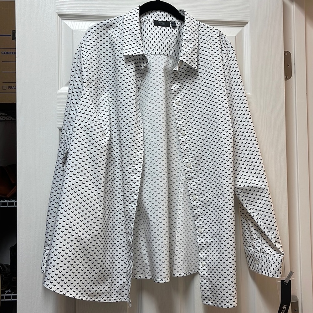 Apt 9 Women’s Button Up Blouse